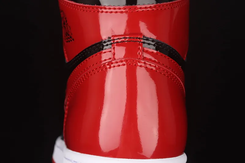 All categories Air Jordan Jordan series basketball shoes Air Jordan 1 High X version Air Jordan 1 High OG "Bred Patent" AJ1 Joe 1 patent leather black and red high-top basketball shoes 555088-063